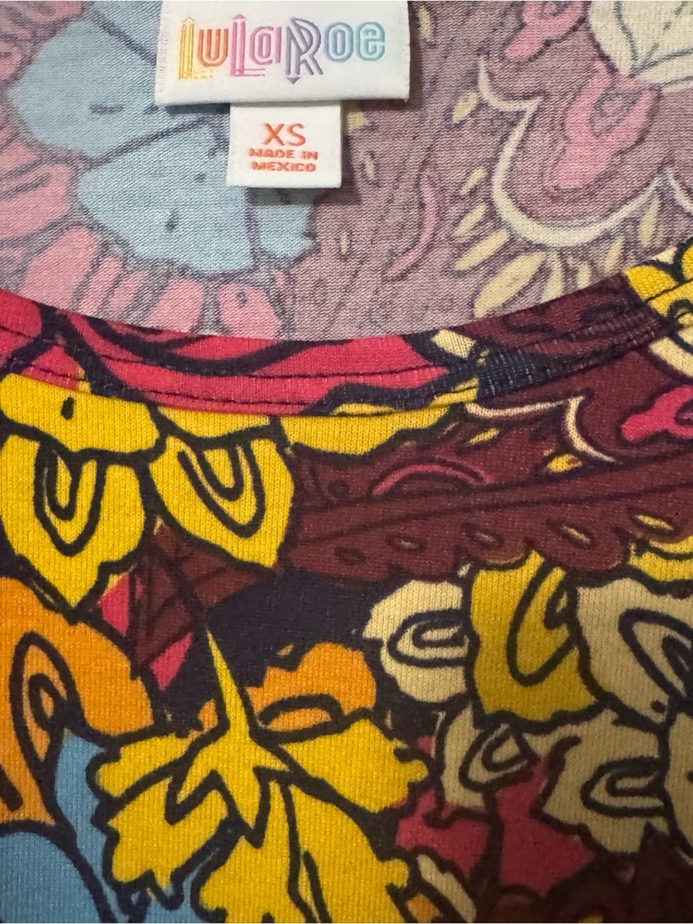 NWT LuLaRoe Irma Tunic Top XS Floral Paisley Vibrant High Low Hem - Picture 4 of 5